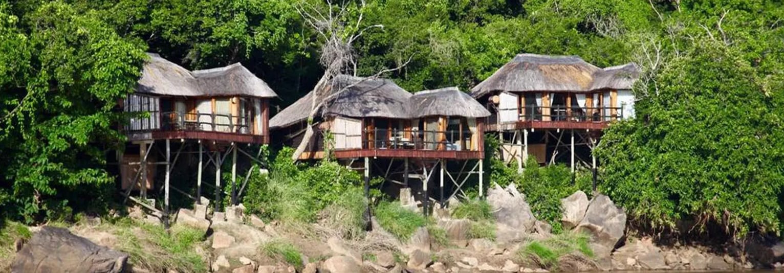 Serena Mivumo River Lodge