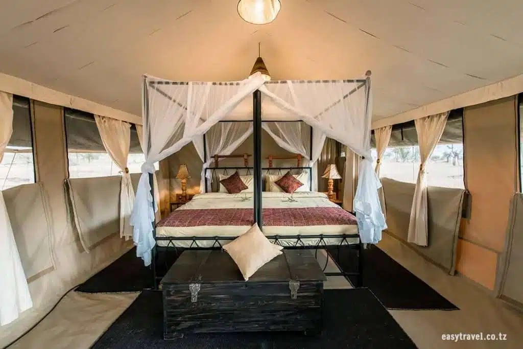 tortilis-camp-inside-view-guide-2-1024x683-1